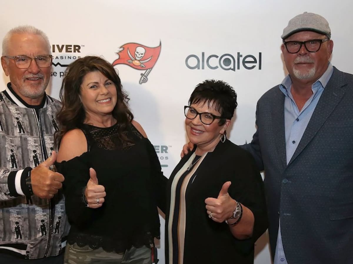 Bruce Arians receives 2020 Champion for Equality award from